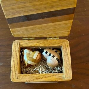 🤎TWO HEARTS BEAT AS ONE gift box. A gift of wood.  NWOT🤎